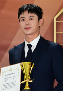 大韓民国ベストアワード出席するイジフン