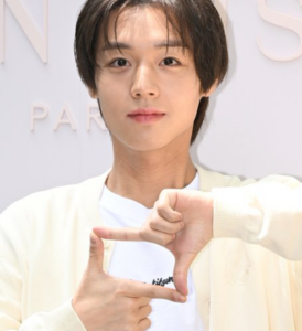 イジュニョンとイベント（MaisonKitsunne）の参加するパクジフン